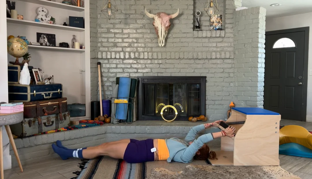 Bài tập Pilates Jackknife trên Wunda Chair