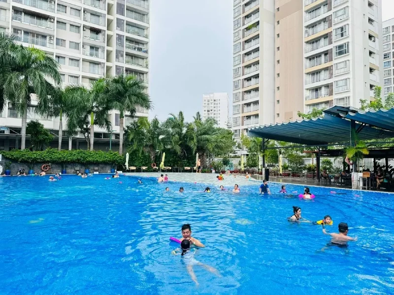 be-boi-tphcm-1-1 Hồ bơi MAIA Pool