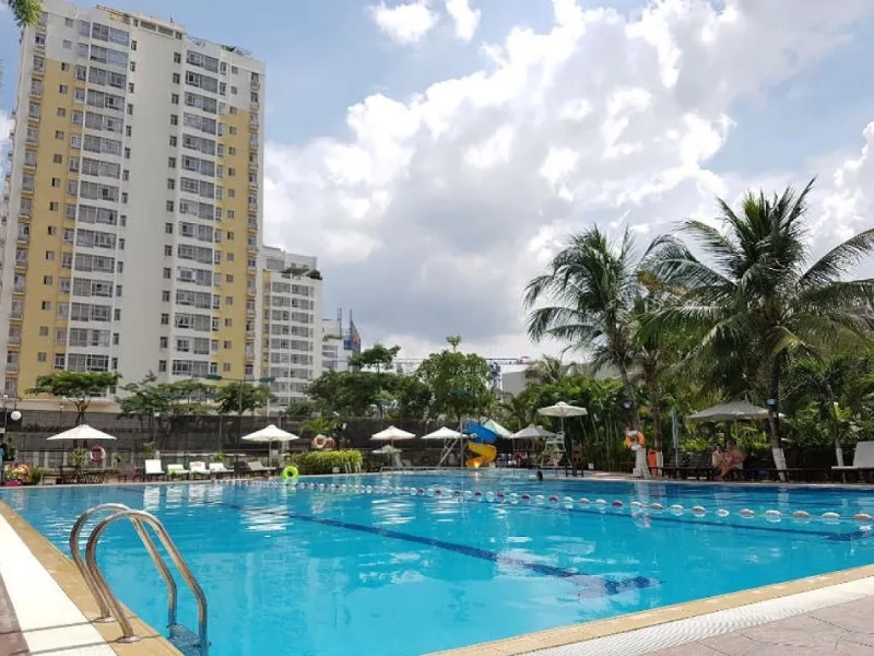 be-boi-tphcm-12-1 Hồ bơi Sky Garden