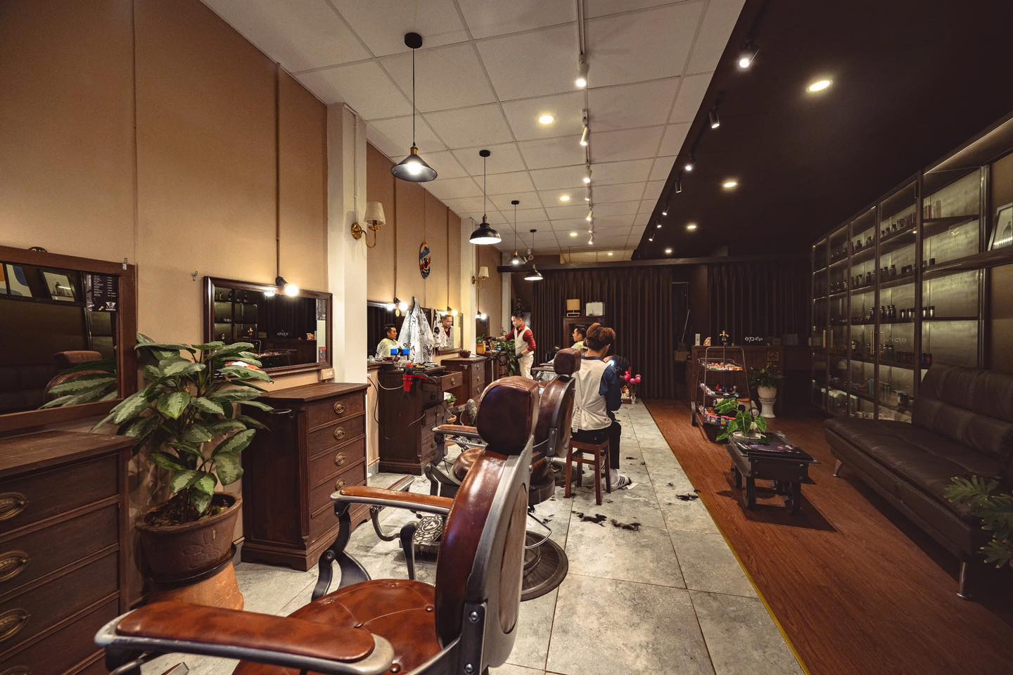 tiệm cắt tóc nam đẹp lâm đồng