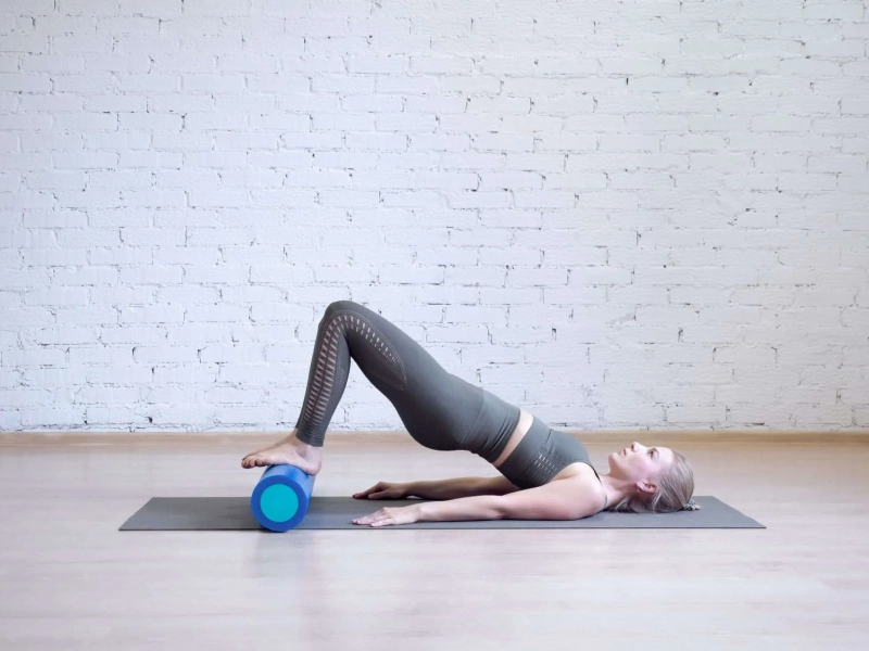 dung-cu-pilates-8-1 Con lăn bọt (Foam Roller)