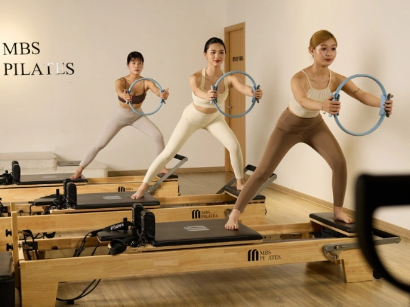 gia-tap-pilates-bao-nhieu-tien-1-1 Chi phí tập Pilates