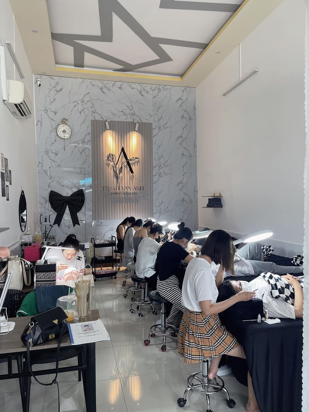 Vananh.lashes Vananh.lashes