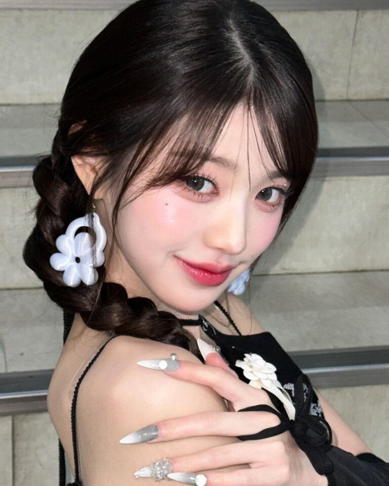 Nối Mi Kiểu Hàn Quốc: Vẻ Đẹp Cong Vút Tự Nhiên