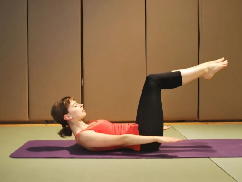 pilates-cho-nguoi-moi-bat-dau-4-1 Bài tập Pilates The Hundred