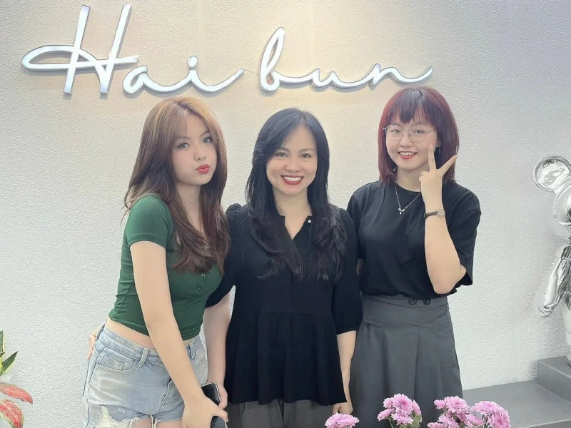 salon-toc-ha-noi-dep-noi-tieng-gia-ca-phai-chang-4 Salon Hải Bún Hair