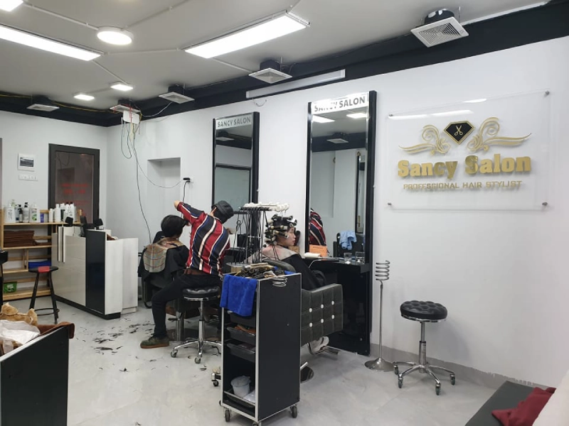 salon-toc-ha-noi-dep-noi-tieng-gia-ca-phai-chang-5 Sancy Hair Salon