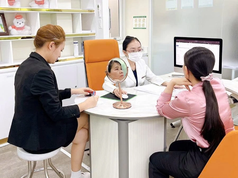 Phòng khám Da liễu, thẩm mỹ Pensilia