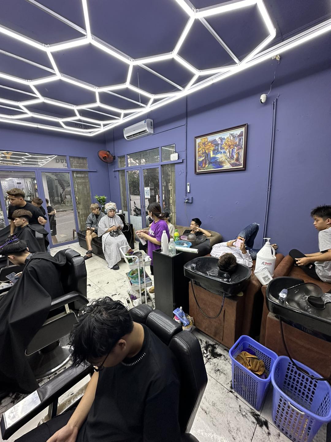 Sơn The Barbershop