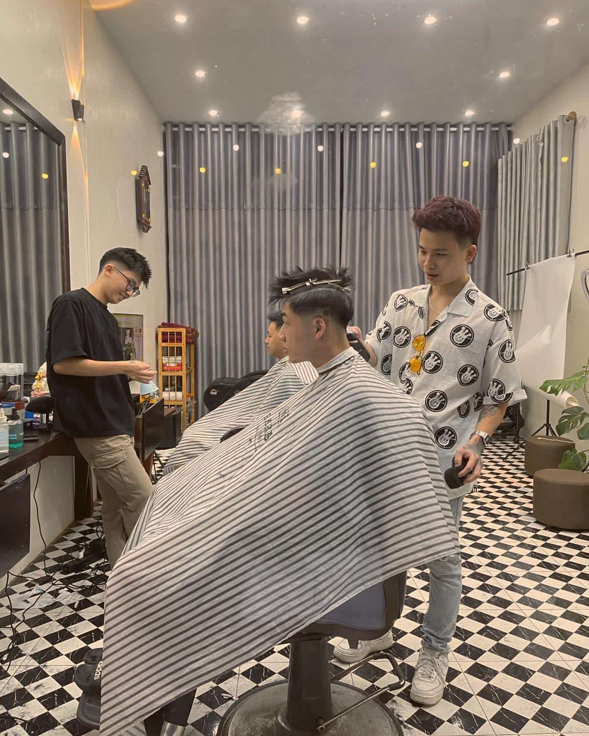 T.B BarberShop - Tiệm Cắt Tóc Nam Đẹp Ở Thanh Hóa