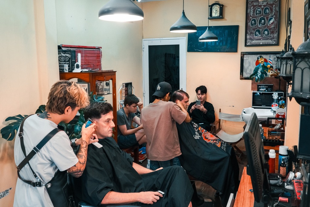 tiem-cat-toc-nam-dep-o-vung-tau-3 Thom×Hien-Barber Shop