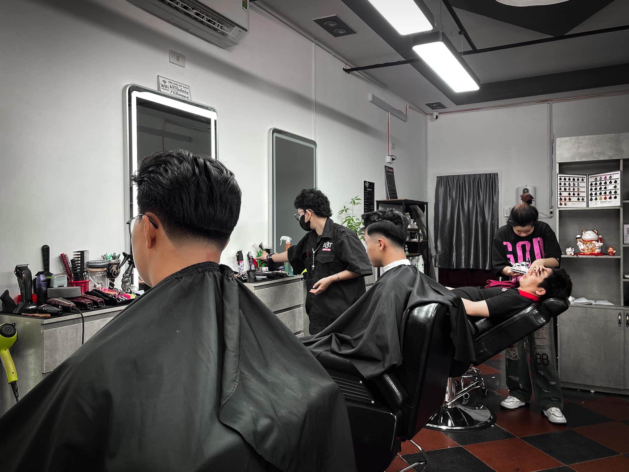 H3T Barbershop - Tiệm Cắt Tóc Nam Ở Quy Nhơn H3T Barbershop - Tiệm Cắt Tóc Nam Ở Quy Nhơn