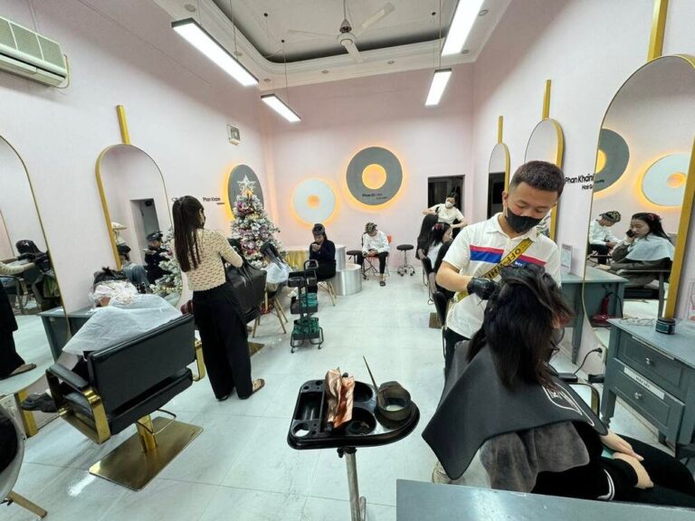 Top 10 Tiệm Cắt Tóc Nữ Đẹp Nhất Nghệ An: Khám Phá Ngay Hôm Nay