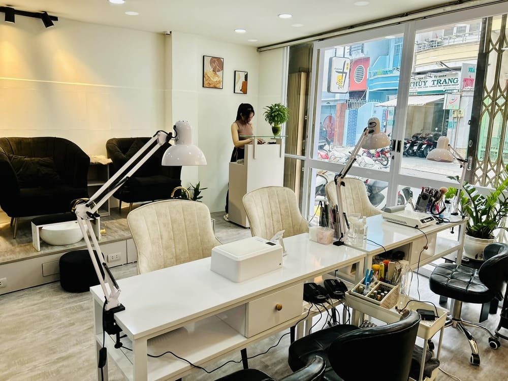 Không gian tiệm Lucy Beauty BD