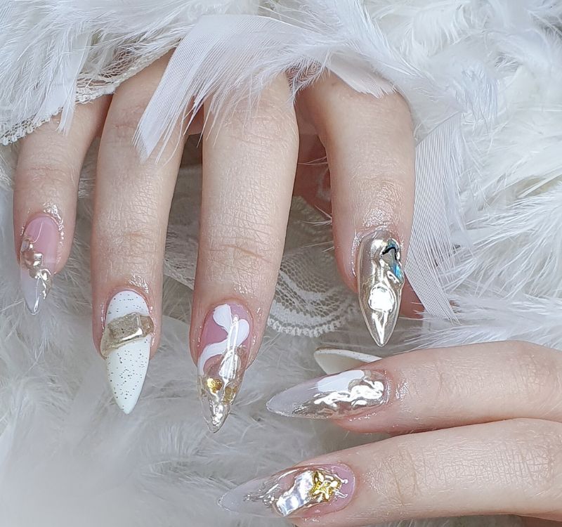 Crown Beauty Crown Beauty