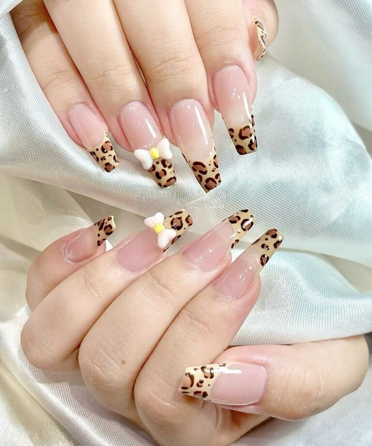 Top 10 Tiệm Nail Tân Bình: Báo Giá Chi Tiết & Đánh Giá Độc Quyền