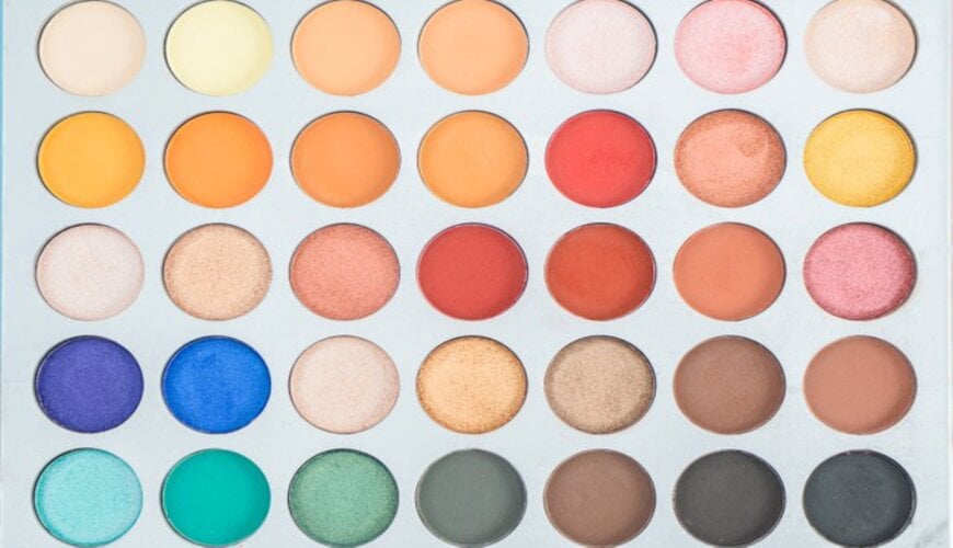 chọn tông màu mắt nhẹ nhàng