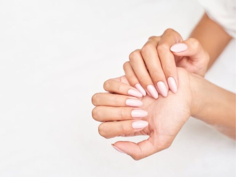 Bí Quyết Sơn Gel Bền Đẹp: Hướng Dẫn Cơ Bản Cho Mọi Chị Em