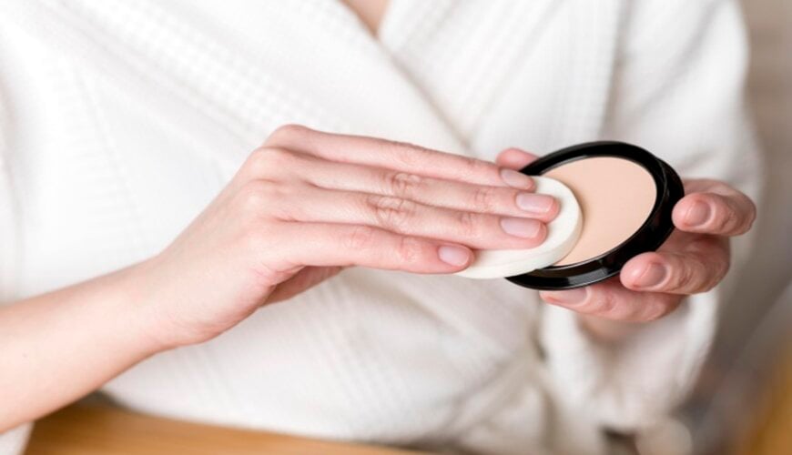 bo_trang_diem_co_ban_phan_phu_b14c53b15d994f7bb071a6ab74020604 bộ trang điểm cơ bản phấn phủ