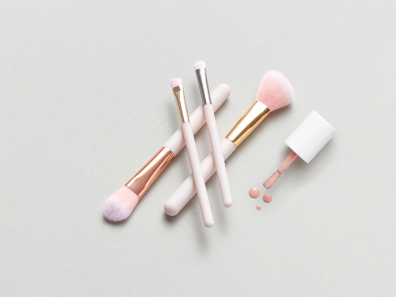 cach-ve-sinh-co-ve-nail-5_b9546652543943e58b1a1c66e1c21df0 Một số lưu ý khi vệ sinh cọ vẽ nail