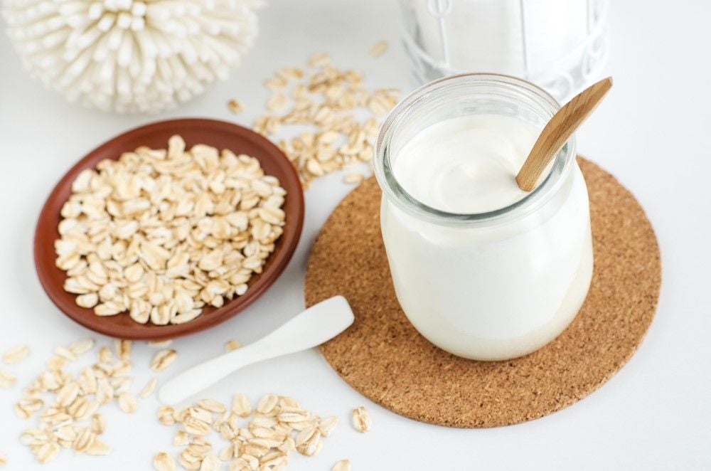 cong-thuc-tri-mun-dau-den-yen-mach-va-sua-chua_e22c436429e74769850f139e443c1733_1024x1024 Công thức trị mụn đầu đen với yến mạch và sữa chua