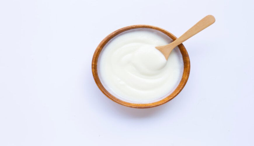 duong-trang-da-bang-sua-chua-khong-duong_dba127244d0a4fb981137eac012f301f dưỡng trắng da bằng sữa chua