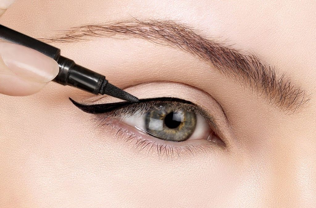 ke-mat-giup-mat-sau-va-co-hon_c020d43e4933485ca52f4bfcd8bf1825_1024x1024 Kẻ mắt giúp đôi mắt sâu và có hồn hơn