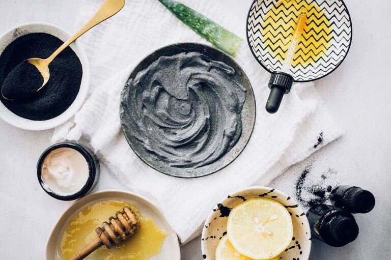 Mặt nạ thải độc tự làm tại nhà hiệu quả như spa