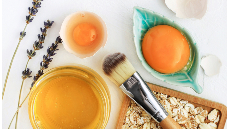 mat-na-trang-da-tu-trung-ga_ab35bd8cec9045188945576b95bb8706 mặt nạ trắng da từ trứng gà