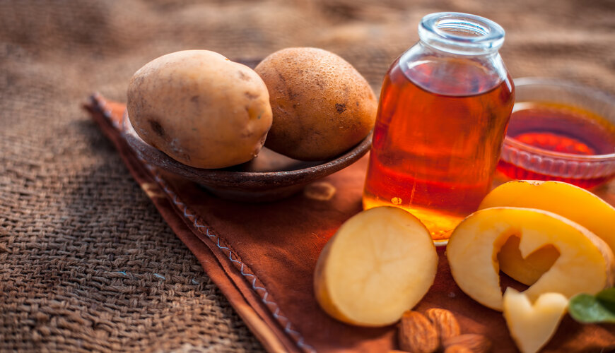 mat_na_khoai_tay_tri_tham_mun_3e8652dbdc804441be636447a59f2524 dùng khoai tây làm mặt nạ trị thâm mụn