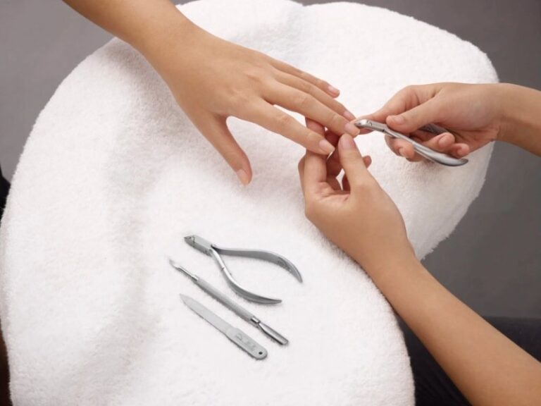 Vlog Nghĩa Nail: Hướng dẫn Cầm Kềm Chuẩn Xác – Tập 1