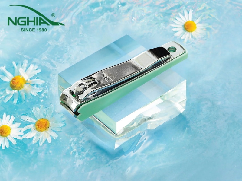 o-khong-nen-dung-chung-bam-mong-tay-1_188a66399850466ebdcf4d4718dedf87 Bấm móng tay có tốt không?