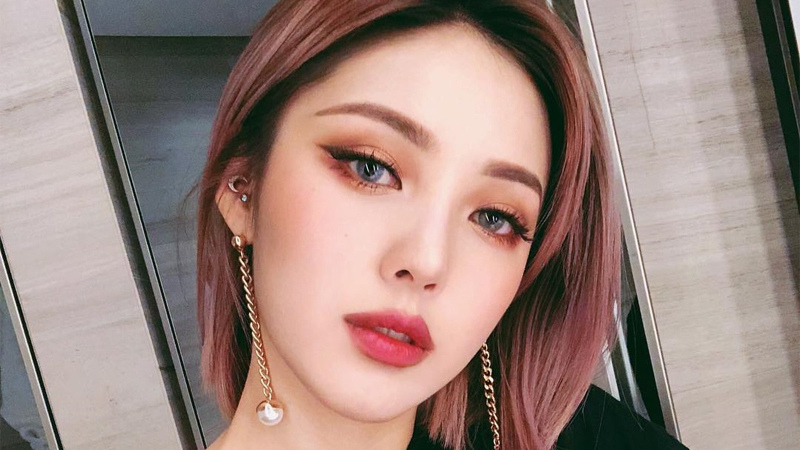 trang diem mat 02 c47afadfc2da4caaac9aacfe9fe494b6