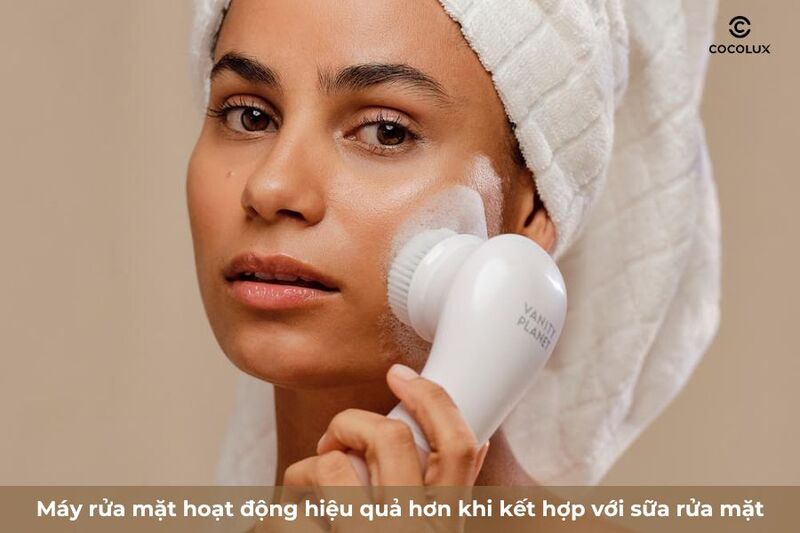 Không sử dụng kết hợp với sữa rửa mặt