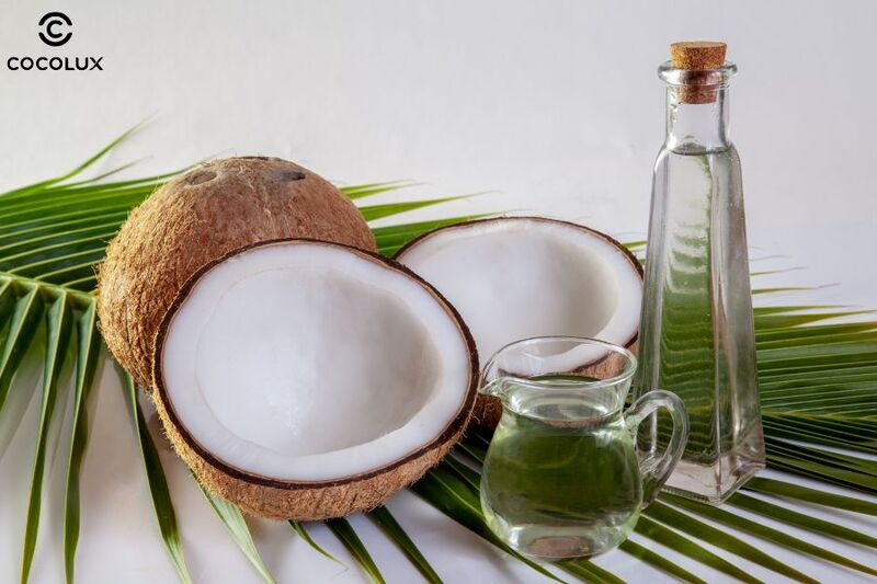 Trị mụn bằng dầu dừa