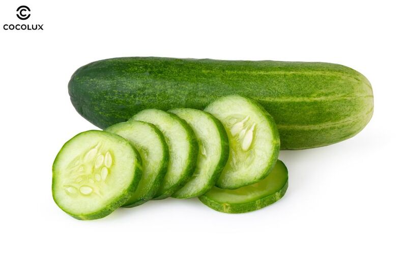 Trị mụn bằng dưa chuột